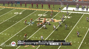 ncaa-footbal-12-in-game-3